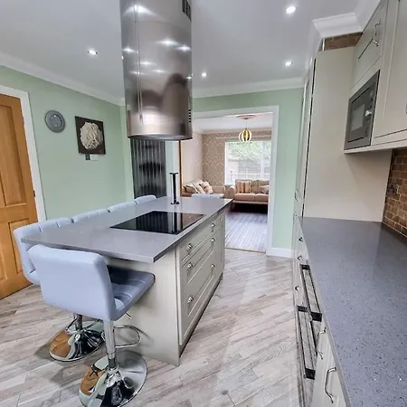 Stunning Family Home Close To The City Centre Mánchester Exterior foto
