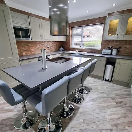Stunning Family Home Close To The City Centre Mánchester Exterior foto